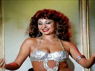 சூடான எண்ணெயுடன் ஒரு உணர்வுபூர்வமான மசாஜ் - பகுதி 2