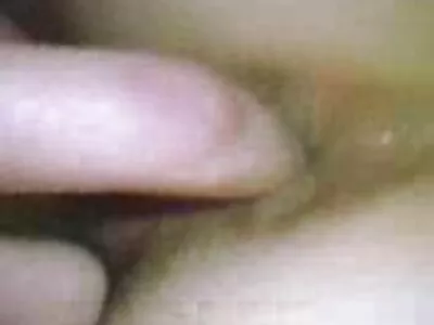 நீல ஹேர்டு குஞ்சு ஃபக் செய்ய விரும்புகிறது