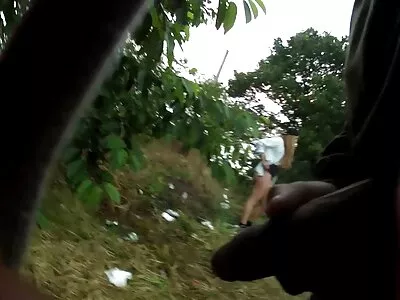 அழகான அழகி காதலி ஒரு பெரிய முக கம்ஷாட் ஒரு காம தலையை