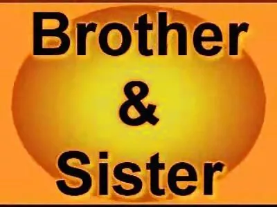 பெரிய புழுக்கள் மேலேயும் கீழேயும் செல்கின்றன