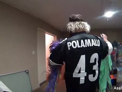 அழகான அழகி மனைவி ஞாயிறு காலை ஒரு நரகத்தை உருவாக்குகிறாள், புனிதப் பெண்!